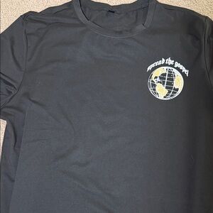 Men's Black Short-Sleeve Crewneck T-Shirt with Globe Graphic